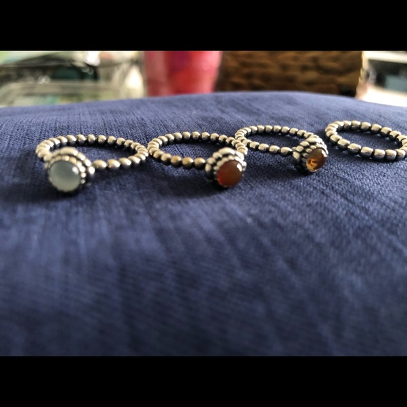 Pandora set of 4 rings - Picture 2 of 2